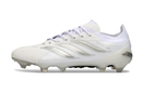 BOTA DE FUTBOL ADIDAS PREDATOR